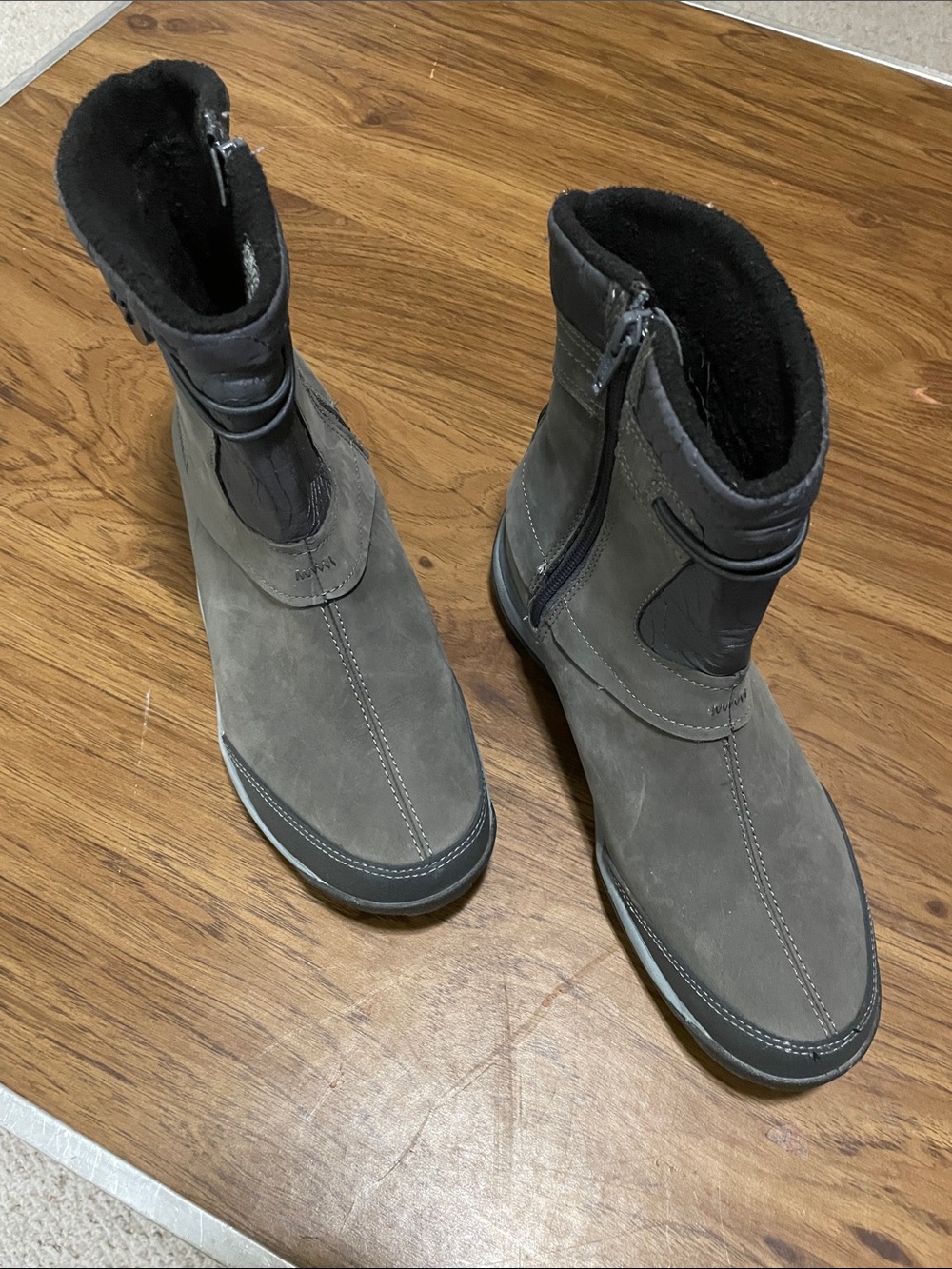 Merrell hiking boots, NWOT, blue/gray, women’s size 7